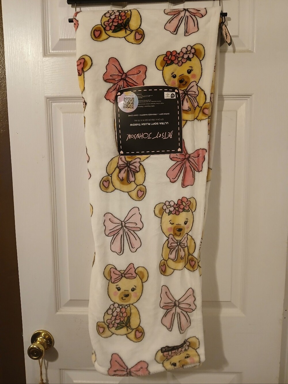 Betsey Johnson NWT 6ft Plush Throw- Teddy Bears